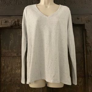 A Pea In The Pod Nursing Top